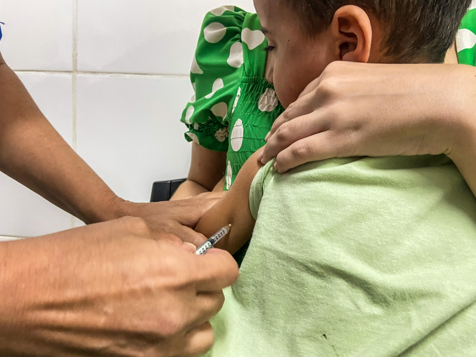 Vacina da gripe para crianças estará disponível durante o ano todo no Ceará