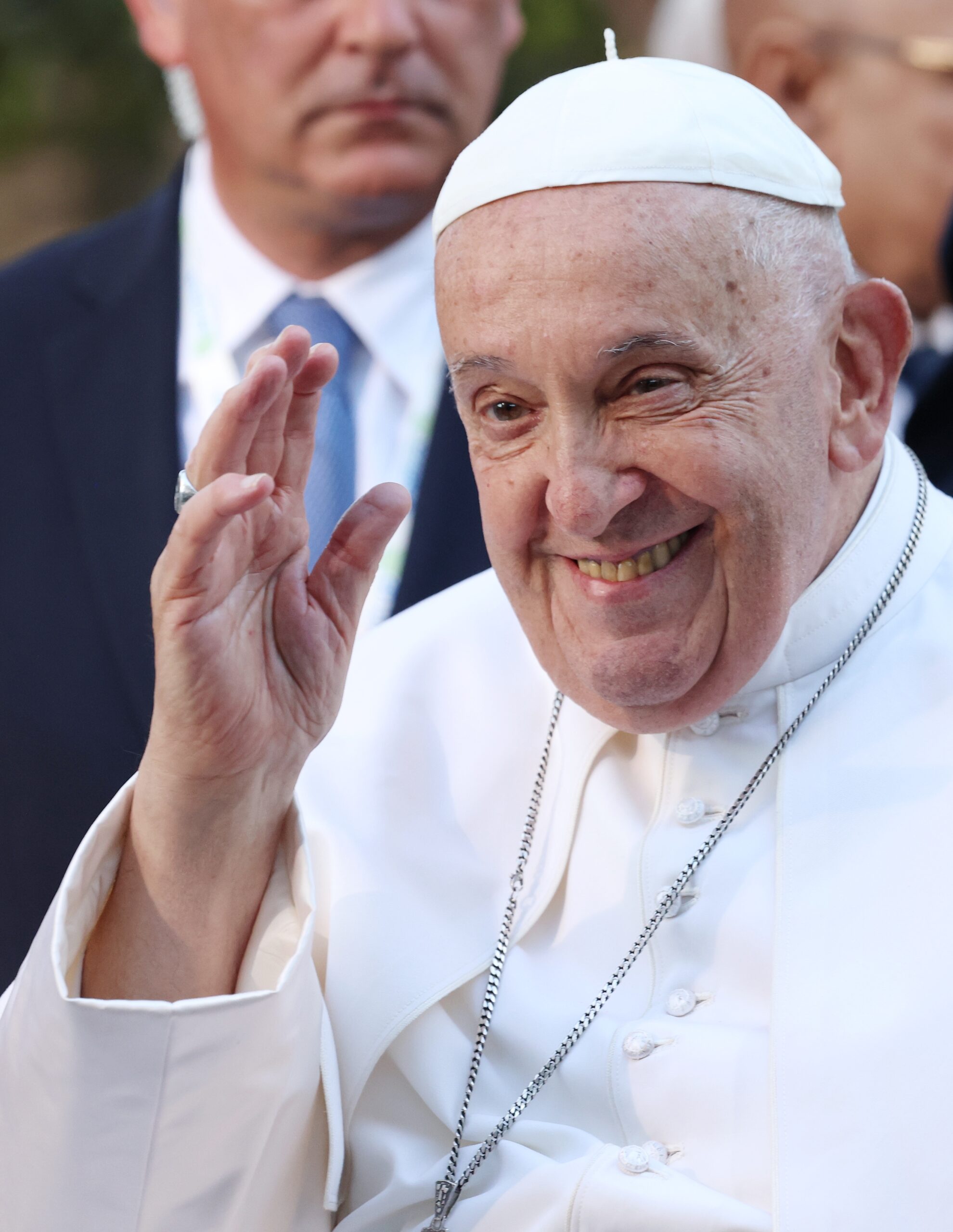 PAPA FRANCISCO COMPLETA UM MÊS INTERNADO NESTA SEXTA – FEIRA (14)