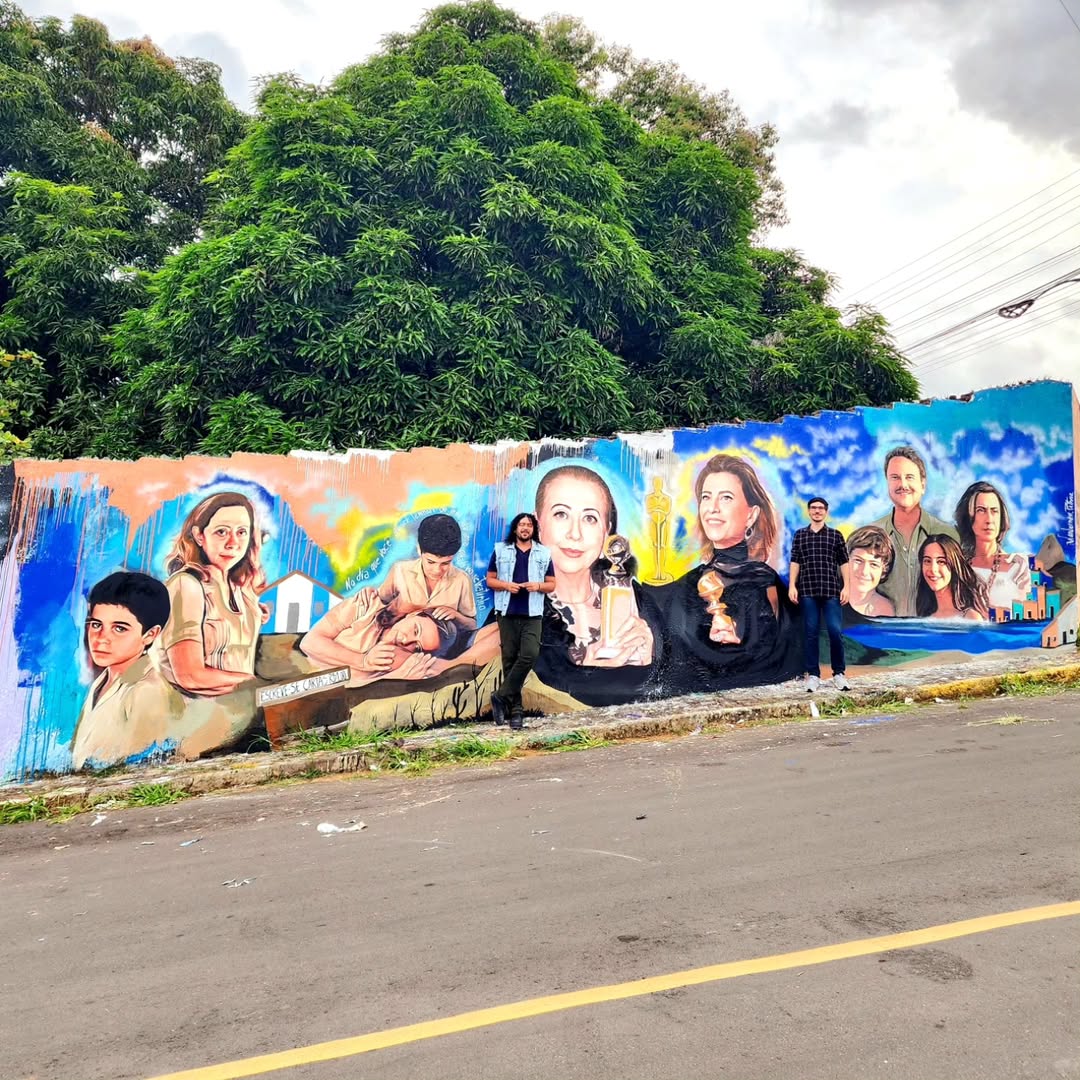 Uma Homenagem ao Cinema Nacional: Wanderson Petrova e Deivison Braga Fernandes Pintam Muro em Crato