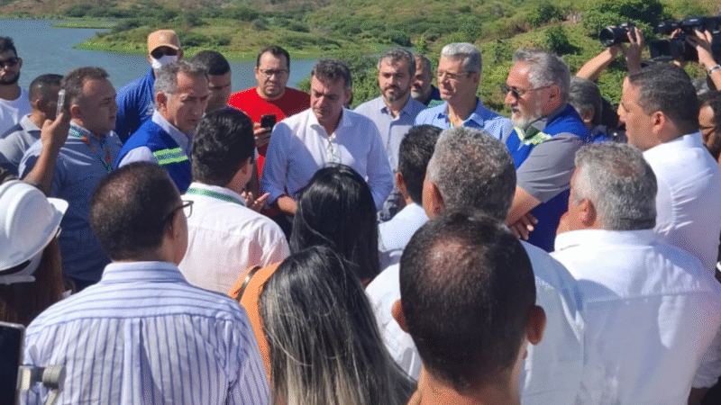 Ministro Waldez inaugura sistema de tratamento de água em Palestina do Cariri, distrito de Mauriti