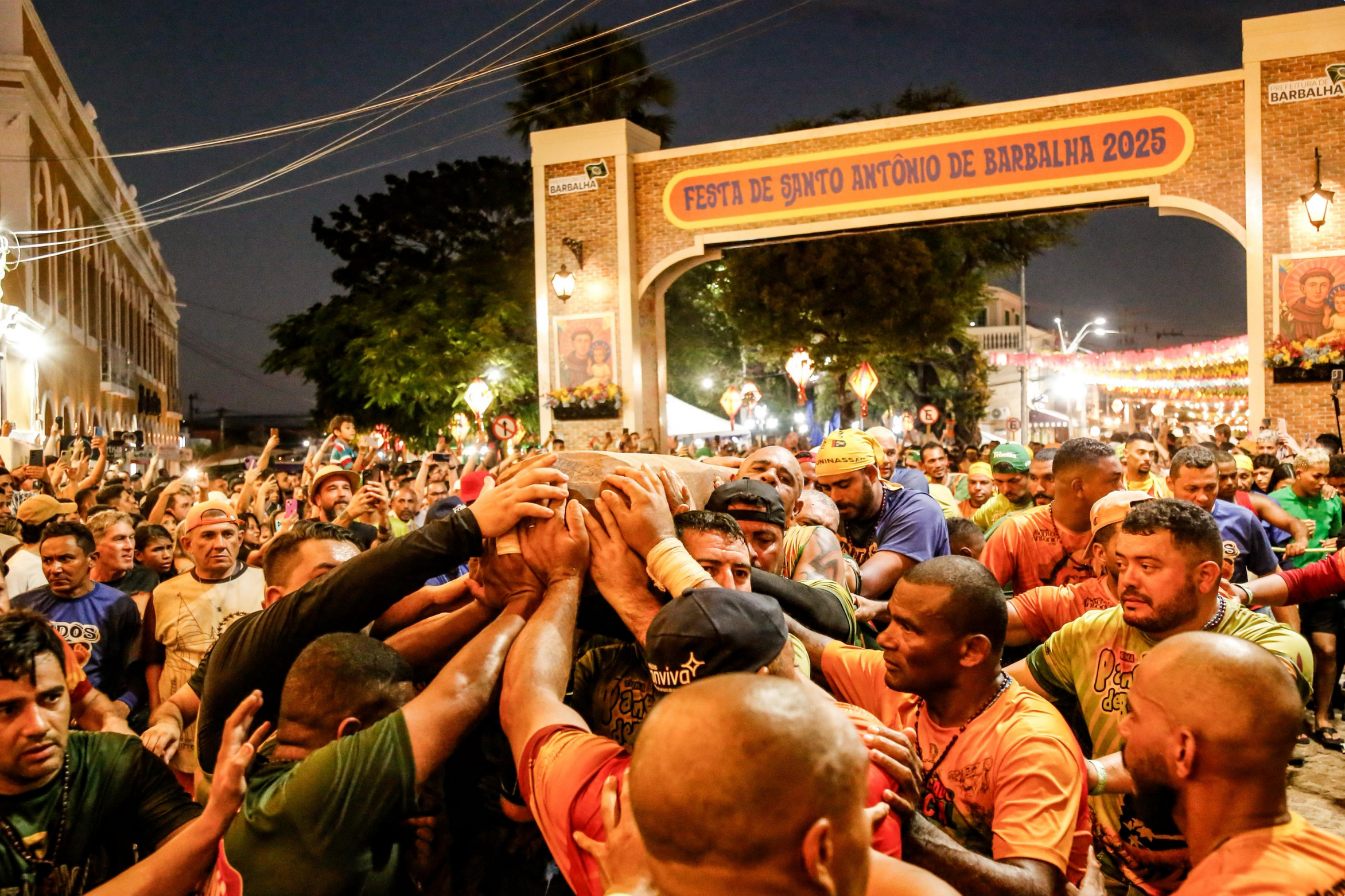 Festa de Santo Antônio impulsiona economia e formalização de negócios em Barbalha