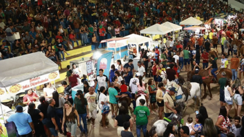 47ª Vaquejada de Juazeiro do Norte atrai mais de 120 mil pessoas e vaqueiros de todo o Brasil