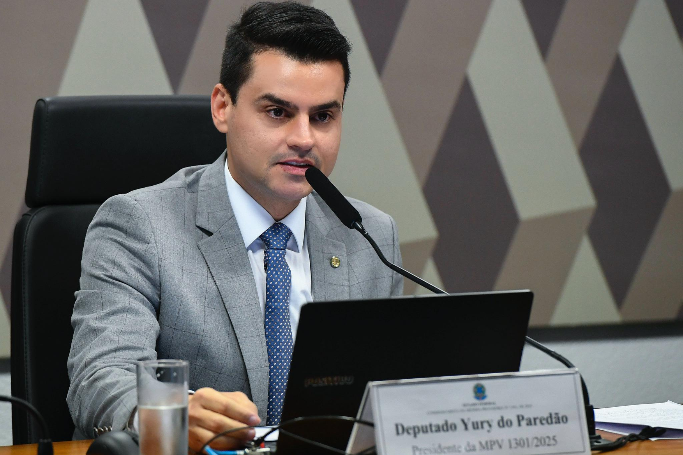 Yury do Paredão vai presidir Comissão Mista que analisará MP do SUS