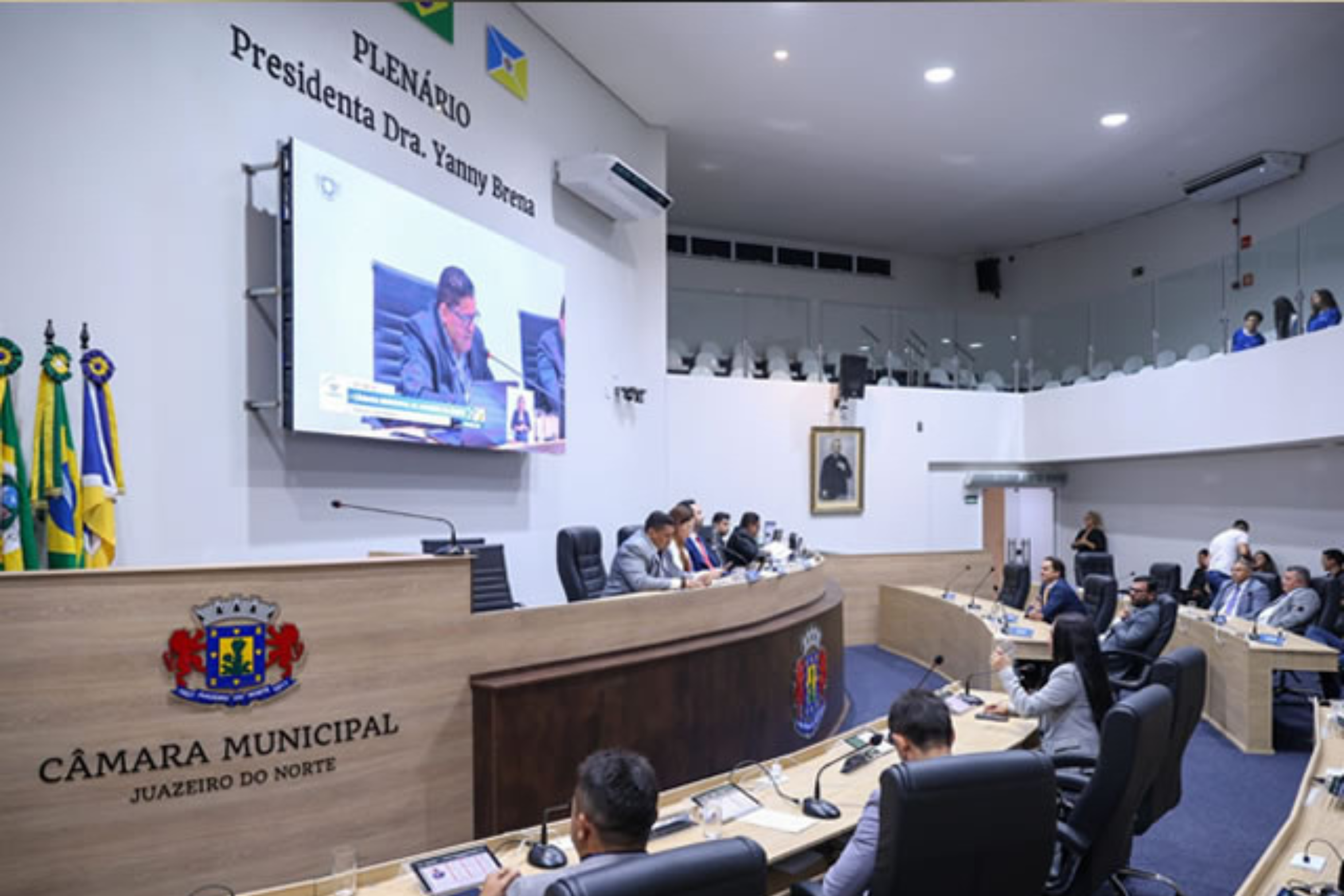 Câmara de Juazeiro do Norte presta homenagem a quadrilhas juninas e debate pautas de infraestrutura e segurança