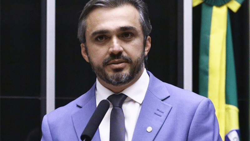 Deputado Nelinho destaca importância das autoescolas e da CNH Popular no Ceará