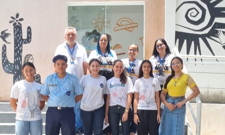 Turma olímpica inspira colegas durante preparação para o SAEB e o SPAECE em Juazeiro do Norte