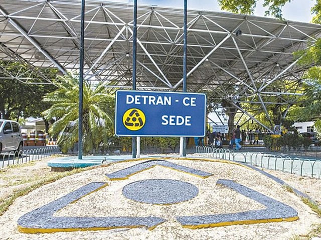 Detran avalia ajustes em cruzamento entre Juazeiro e Barbalha após reclamaçõee congestionamento