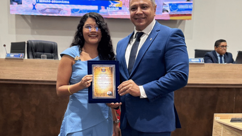 Vereador Cleilson Móveis participa de homenagem à primeira caririense aprovada para a carreira diplomática