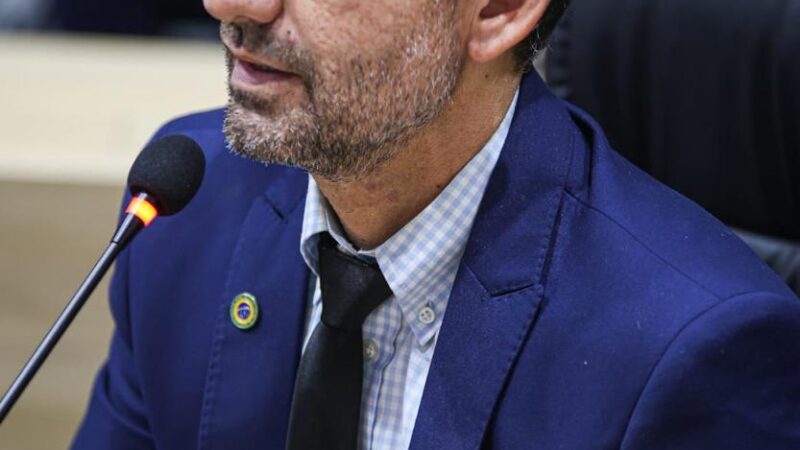 Vereador Boaz do Bolsonaro apresenta projeto de lei que proíbe contratação de shows com apologia ao crime e ao uso de drogas em eventos voltados ao público infanto-juvenil