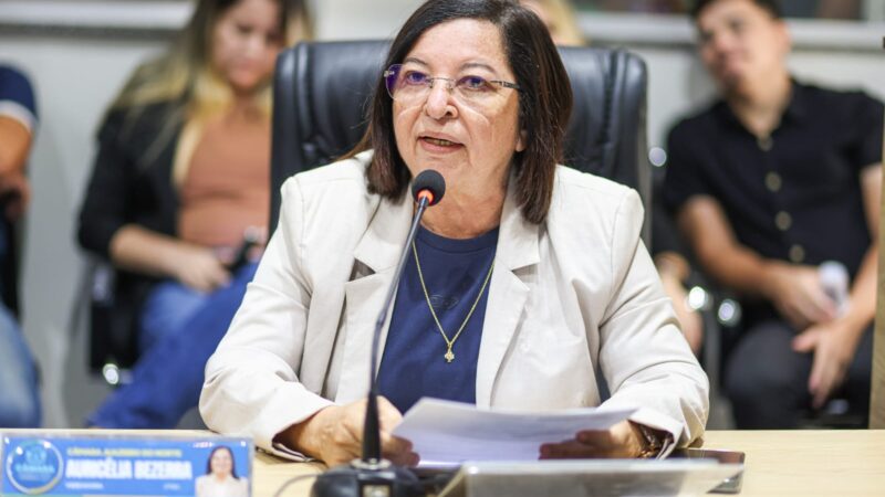 Vereadora Auricélia Bezerra apresenta projeto que cria a “Bolsa Quadrilheiro” para incentivar a cultura junina em Juazeiro do Norte