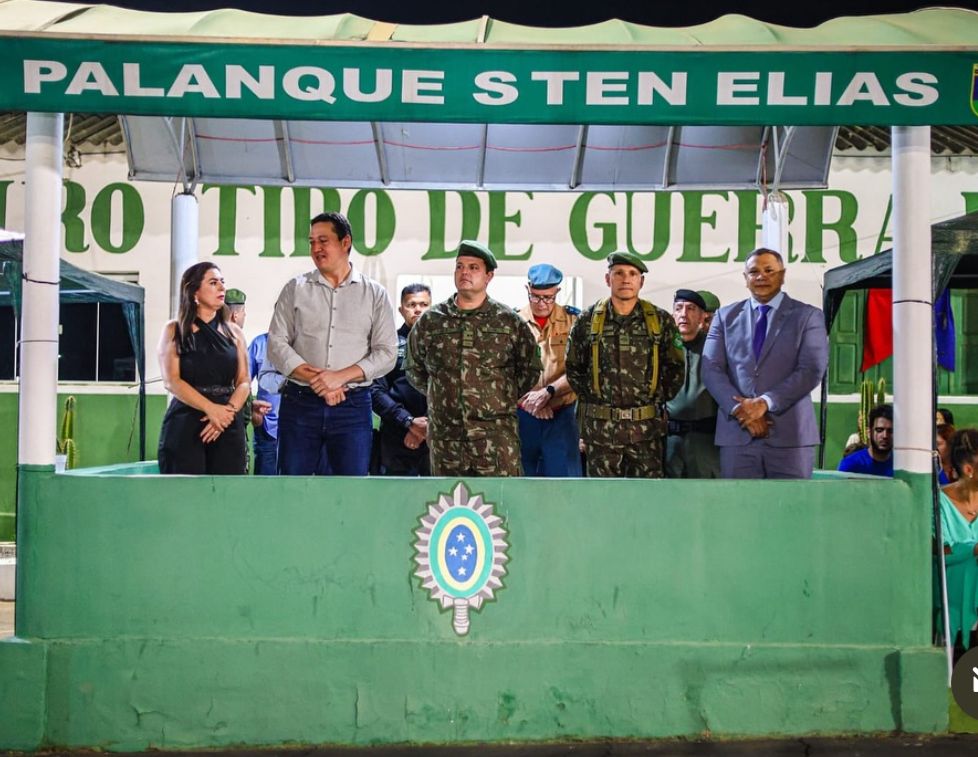 Vereador Cleilson Móveis participa do encerramento da Turma 2025 do TG 10-005 ao lado do prefeito Glêdson Bezerra