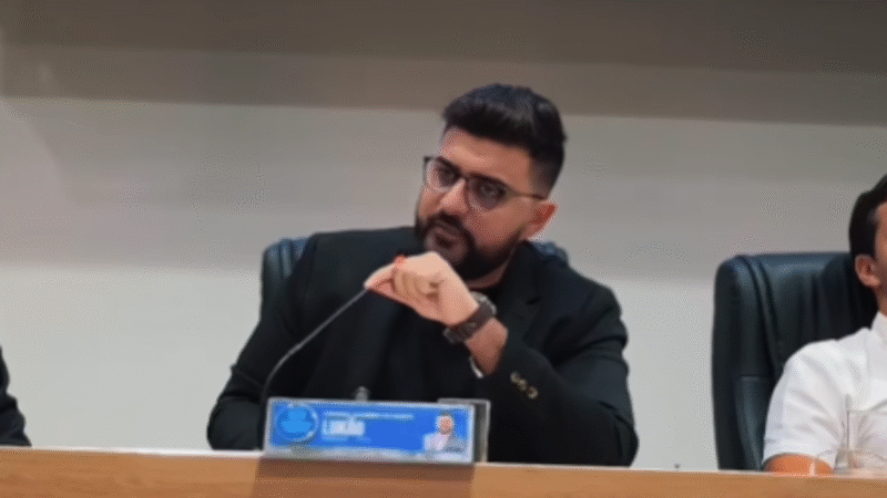 Vereador Lukão cobra limpeza urbana e remoção de esgoto a céu aberto em bairros de Juazeiro do Norte