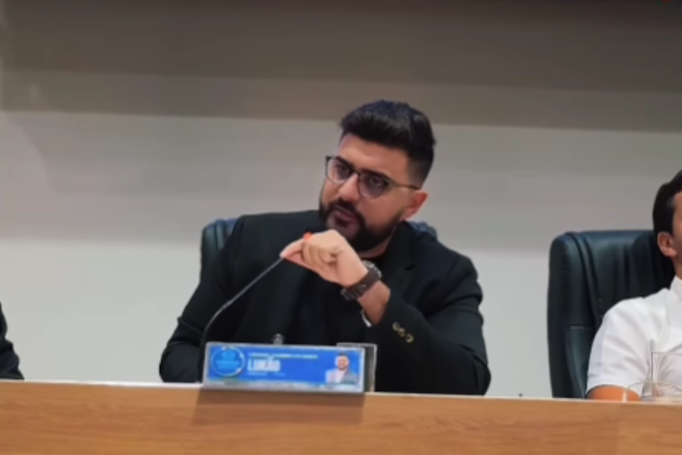 Vereador Lukão cobra limpeza urbana e remoção de esgoto a céu aberto em bairros de Juazeiro do Norte