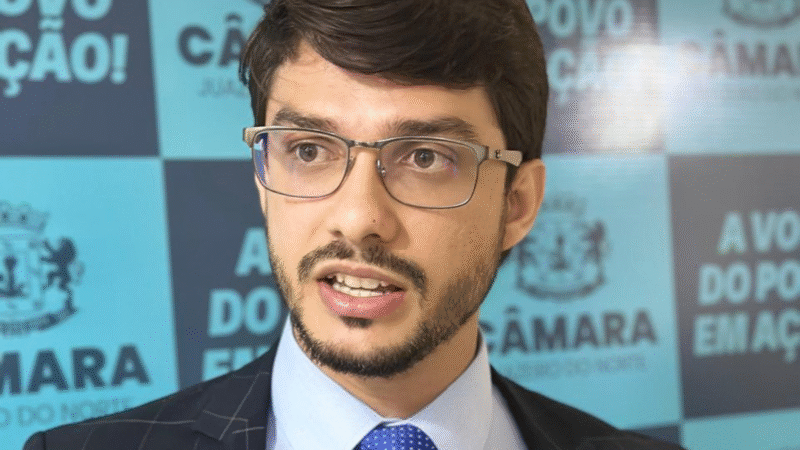 Vereador Vinícius Duarte parabeniza deputado Luiz Gastão pelo fortalecimento da Frente Parlamentar Católica