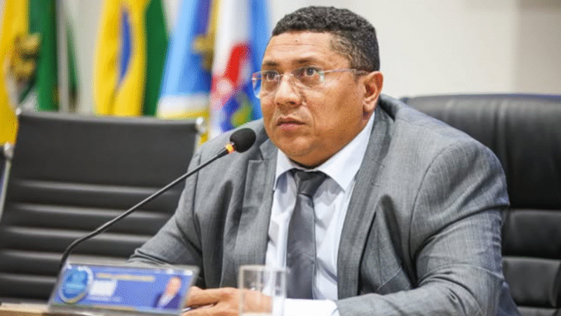 Vereador Badú apresenta requerimentos por melhorias urbanas nos bairros São Miguel e Santa Tereza