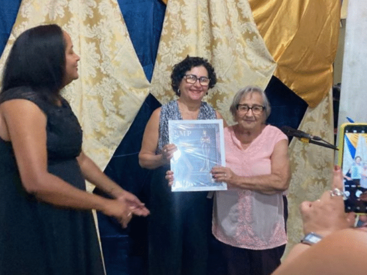 Vereadora Rita Monteiro é homenageada com o Prêmio Mulheres Profissionais 2025