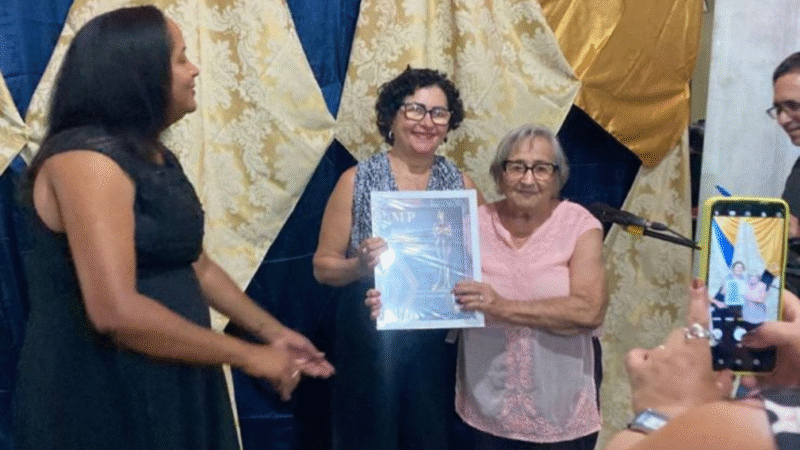 Vereadora Rita Monteiro é homenageada com o Prêmio Mulheres Profissionais 2025