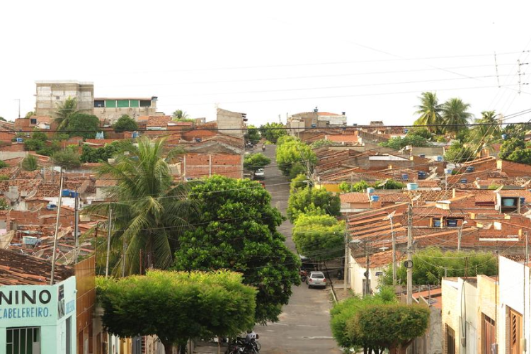 Vereadora Jacqueline Gouveia cria canal direto com a população para cobrar melhorias nos bairros