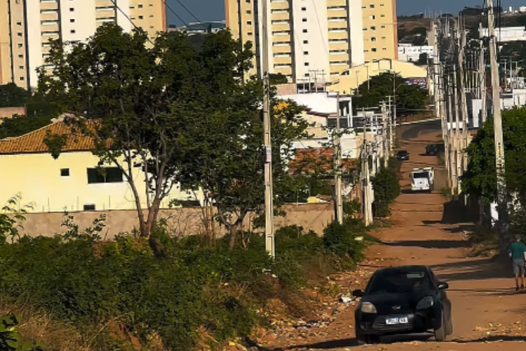 Após requerimentos do vereador Vinícius Duarte, Avenida Antônio Correia Celestino receberá iluminação em LED