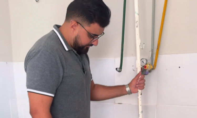 Vereador Lukão aponta condições críticas durante fiscalização na UPA Lagoa Seca, em Juazeiro do Norte