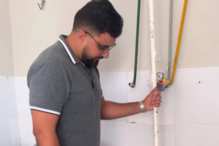 Vereador Lukão aponta condições críticas durante fiscalização na UPA Lagoa Seca, em Juazeiro do Norte