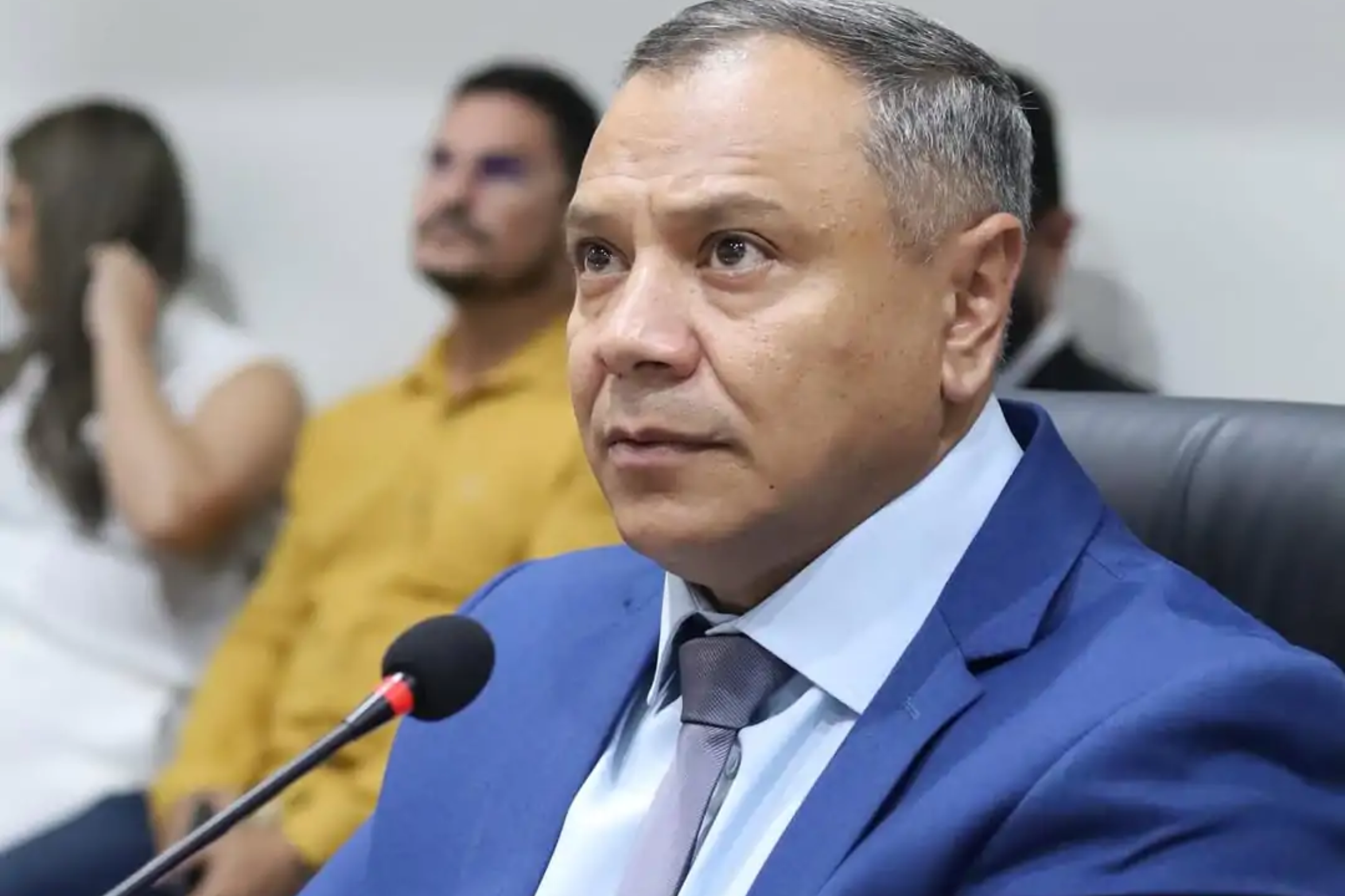 Vereador Cleilson Móveis pede reforço no trânsito durante romarias e requalificação de esgotos e bueiros no Pirajá