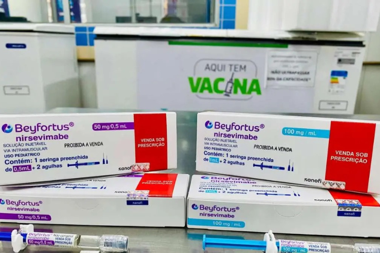 Ceará inicia aplicação de imunizante contra bronquiolite em bebês prematuros e crianças com comorbidades na rede pública