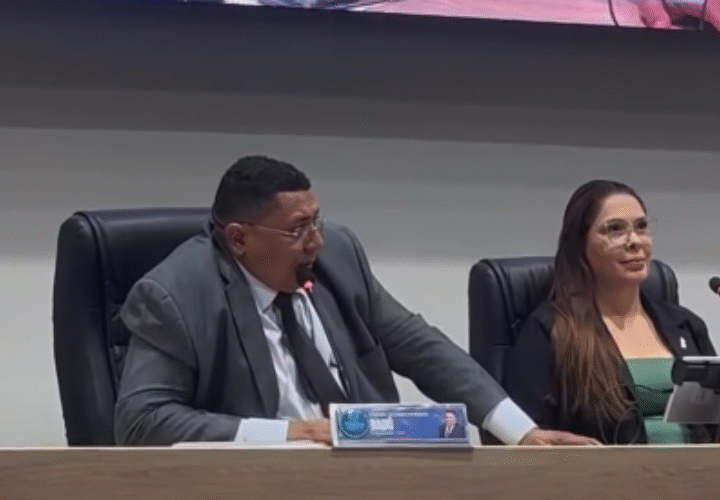 Vereador Badú cobra tapa-buracos urgente e alerta para buracos com água suja em bairros de Juazeiro