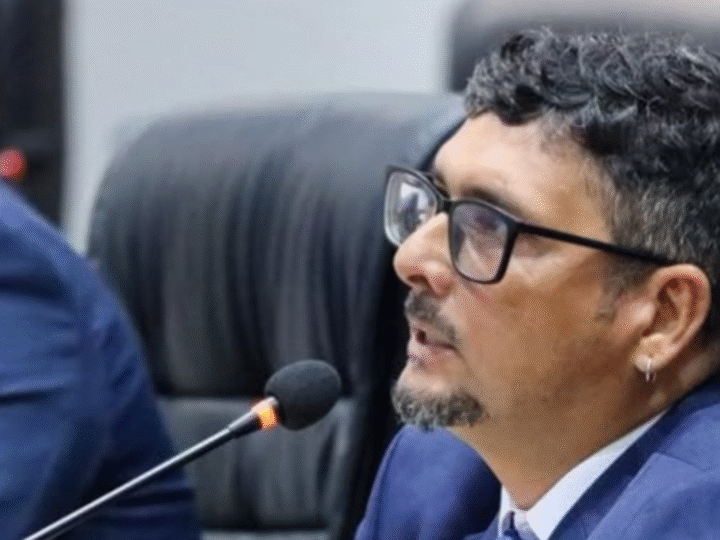 Vereador Damião do Skate apresenta requerimentos por melhorias urbanas durante sessão legislativa