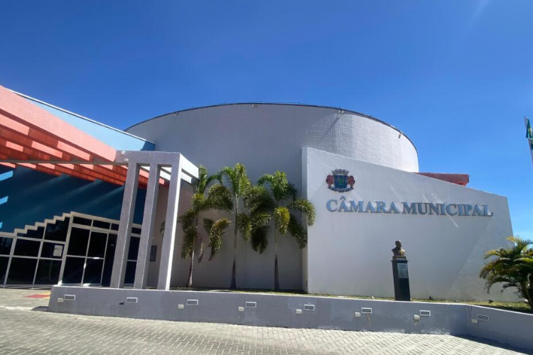 Câmara de Juazeiro do Norte aprova reajuste de 5,4% para o magistério; Chagas Moura destaca valorização dos educadores