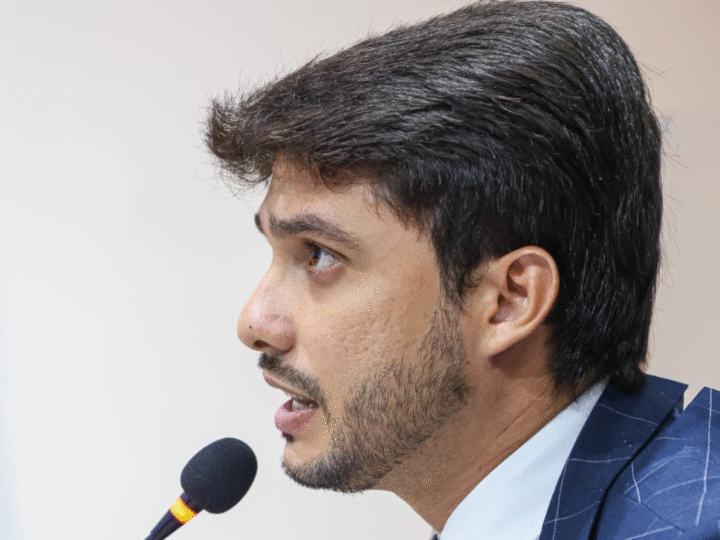 Vereador Vinícius Duarte solicita melhorias de infraestrutura nos bairros São José e Jardim Gonzaga