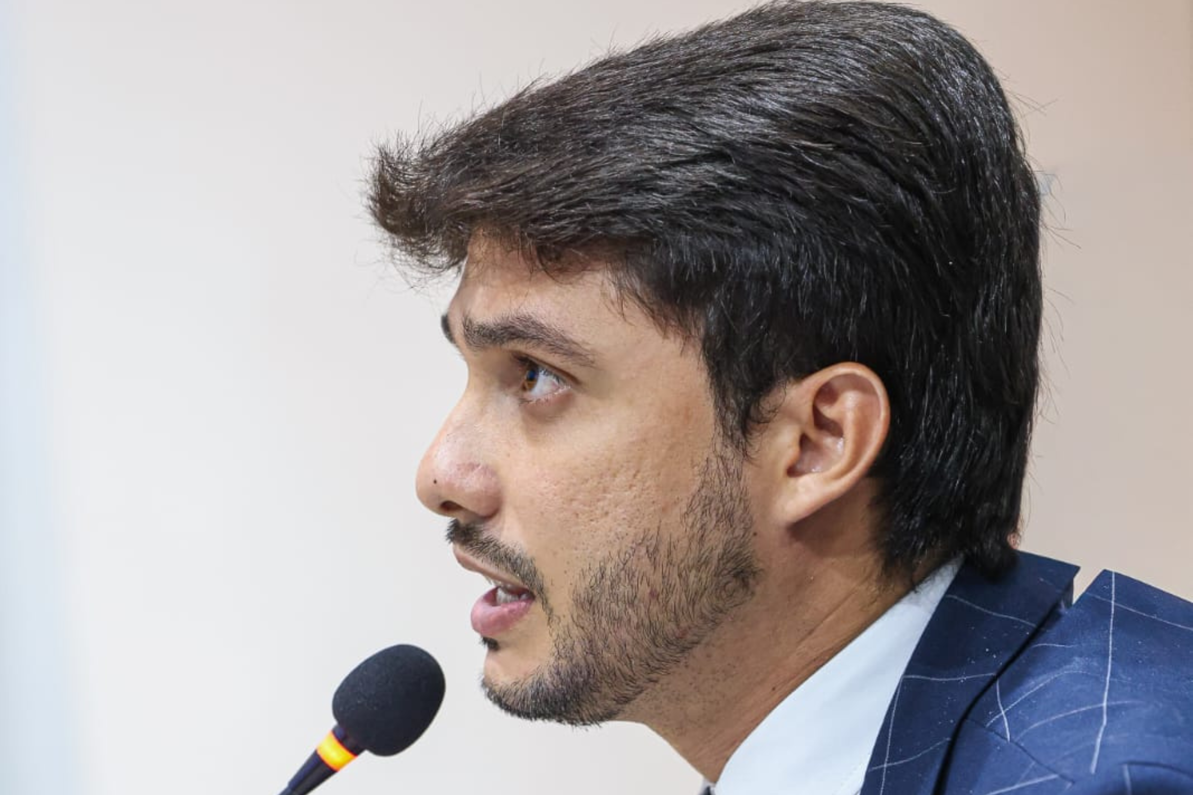 Vereador Vinícius Duarte solicita melhorias de infraestrutura nos bairros São José e Jardim Gonzaga