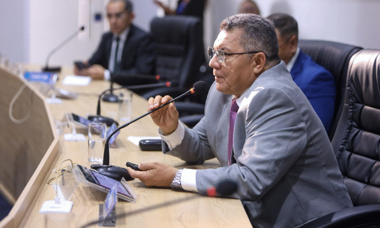 Vereador Chagas Moura propõe nome de Maria Neuma de Sousa Araújo para rua no bairro Campo Alegre