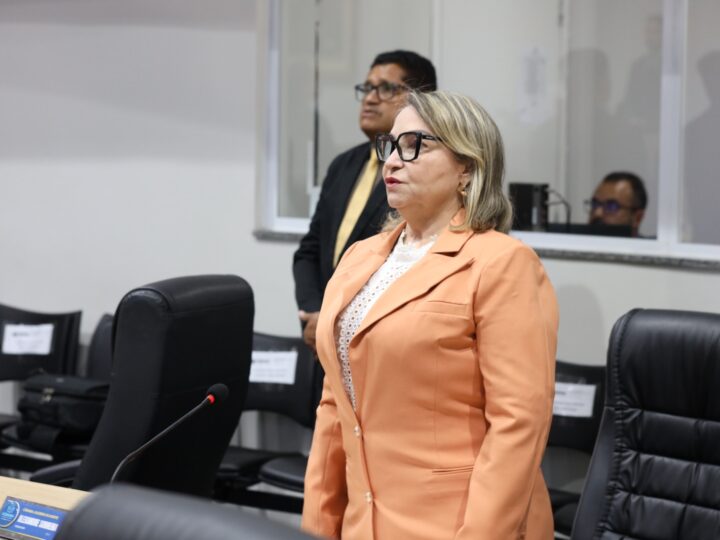 Vereadora Rita Monteiro cobra retirada de entulhos e reforço na limpeza urbana em Juazeiro do Norte