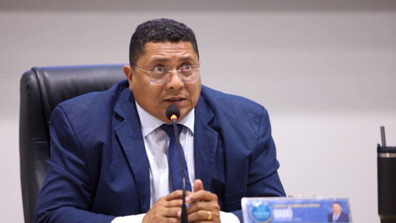 Vereador Badú solicita asfaltamento e serviços de limpeza em vias de Juazeiro do Norte