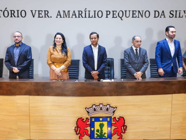 Câmara de Juazeiro do Norte realiza Sessão Solene e entrega Comenda Mestra Margarida Guerreira