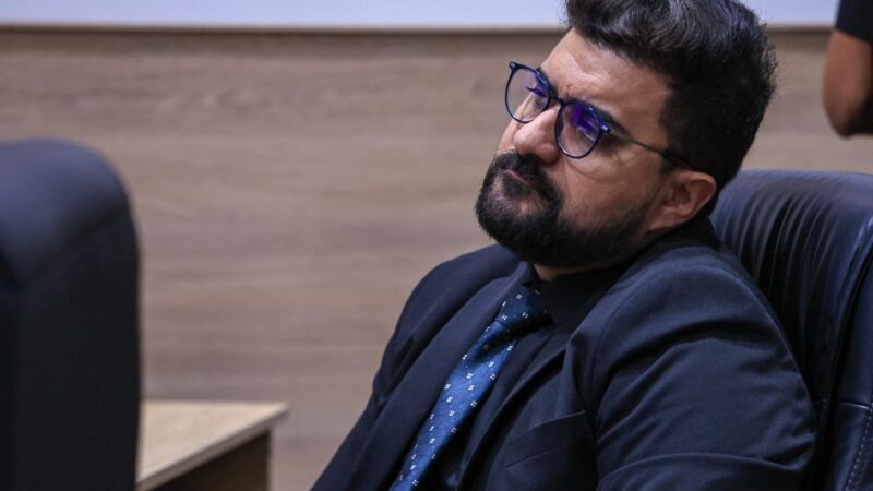 Vereador Lukão solicita recapeamento asfáltico durante sessão ordinária em Juazeiro do Norte