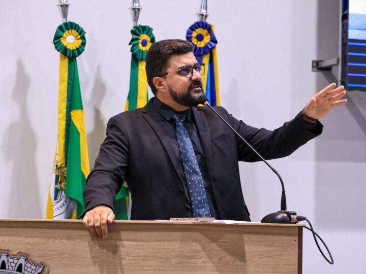 Vereador Lukão solicita operação tapa-buracos urgente em Juazeiro do Norte