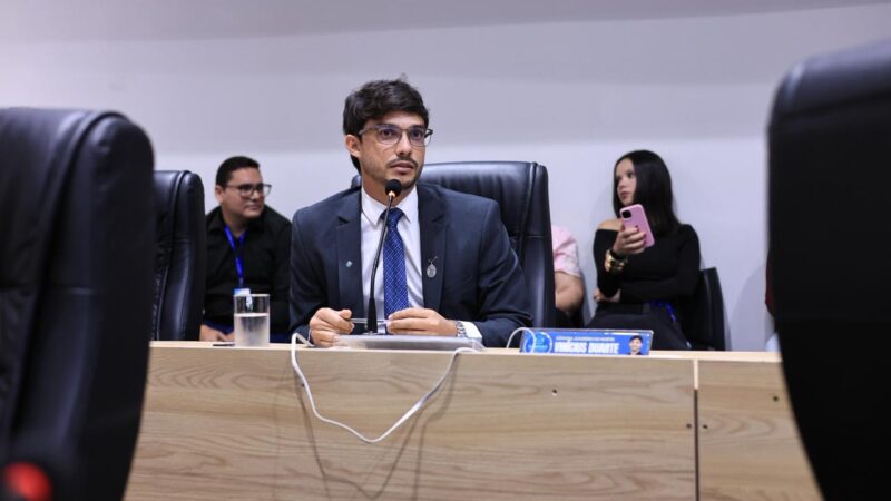 Vereador Vinicius Duarte apresenta demandas por limpeza urbana e requalificação de vias em Juazeiro do Norte