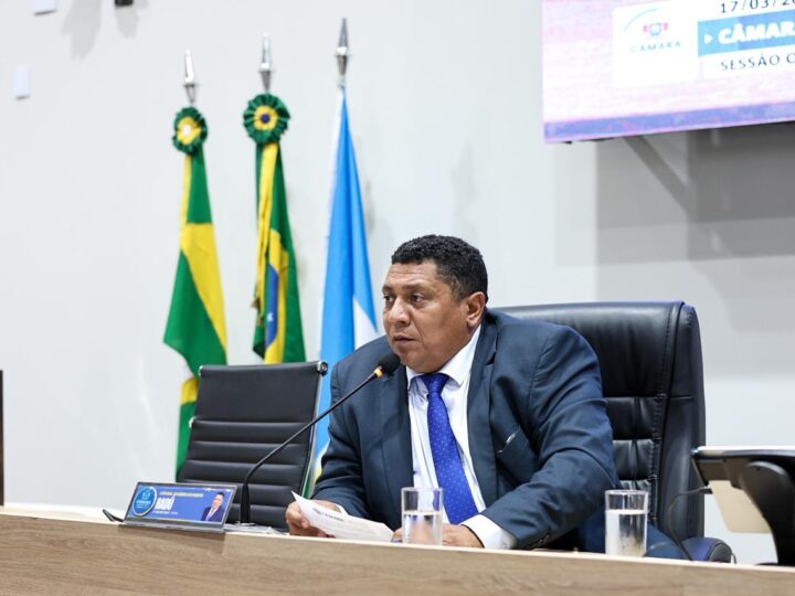 Vereador Badú apresenta solicitações de infraestrutura urbana e projetos de homenagem