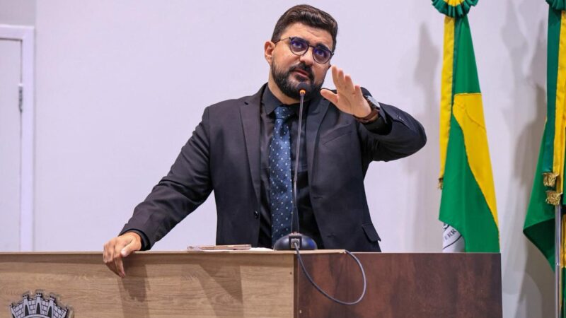 Vereador Lukão solicita iluminação pública e desobstrução de bueiro em Juazeiro do Norte