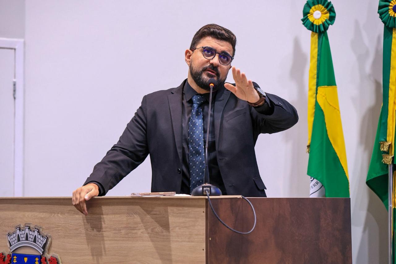 Vereador Lukão solicita iluminação pública e desobstrução de bueiro em Juazeiro do Norte