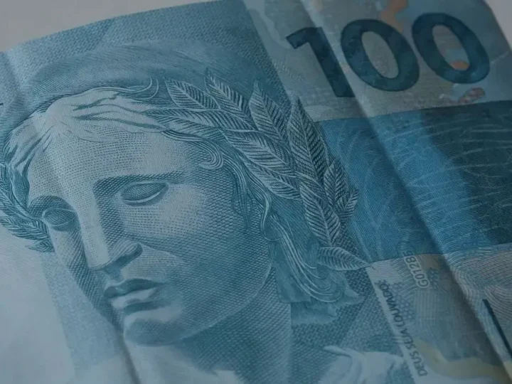 Primeiro lote da restituição do imposto de renda é pago nesta sexta-feira (29)