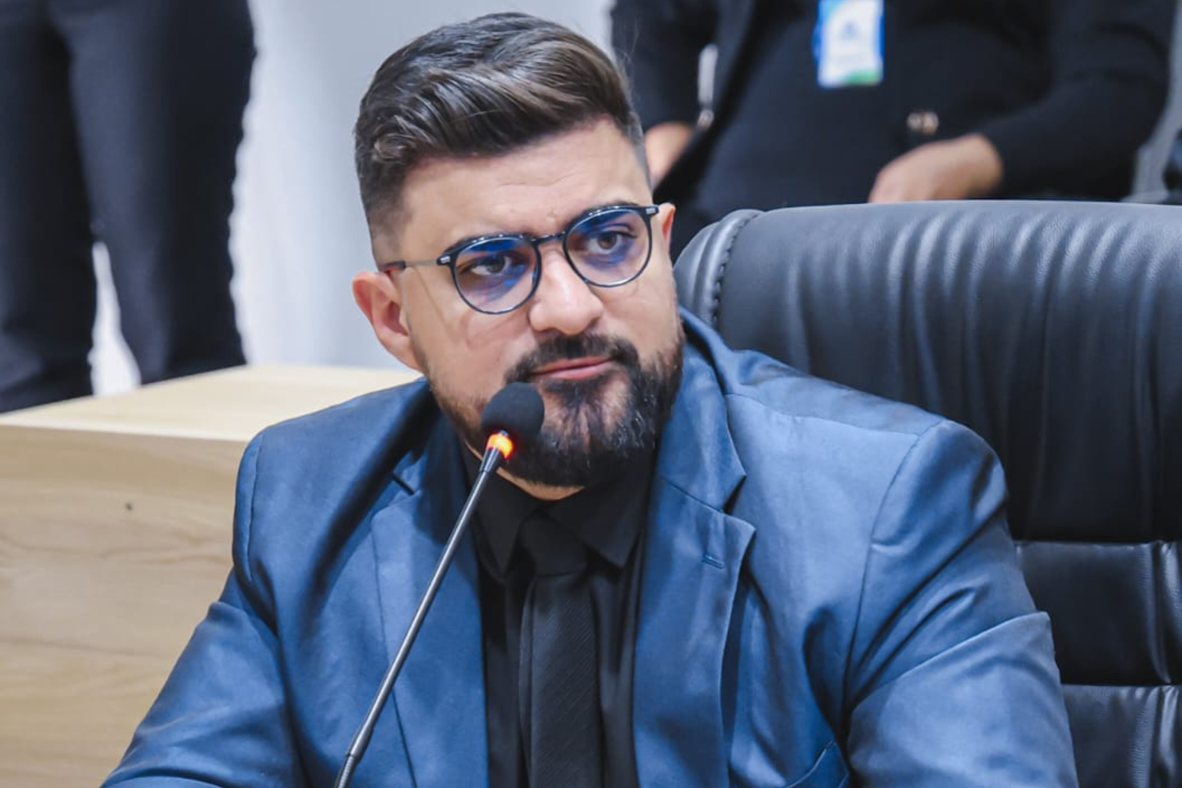 Vereador Lukão solicita limpeza urbana e reparos em rede de esgoto em bairros de Juazeiro do Norte