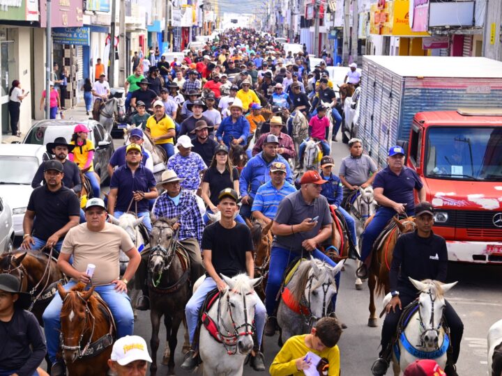 Tradicional cavalgada da Vaquejada de Juazeiro do Norte terá novo horário este ano