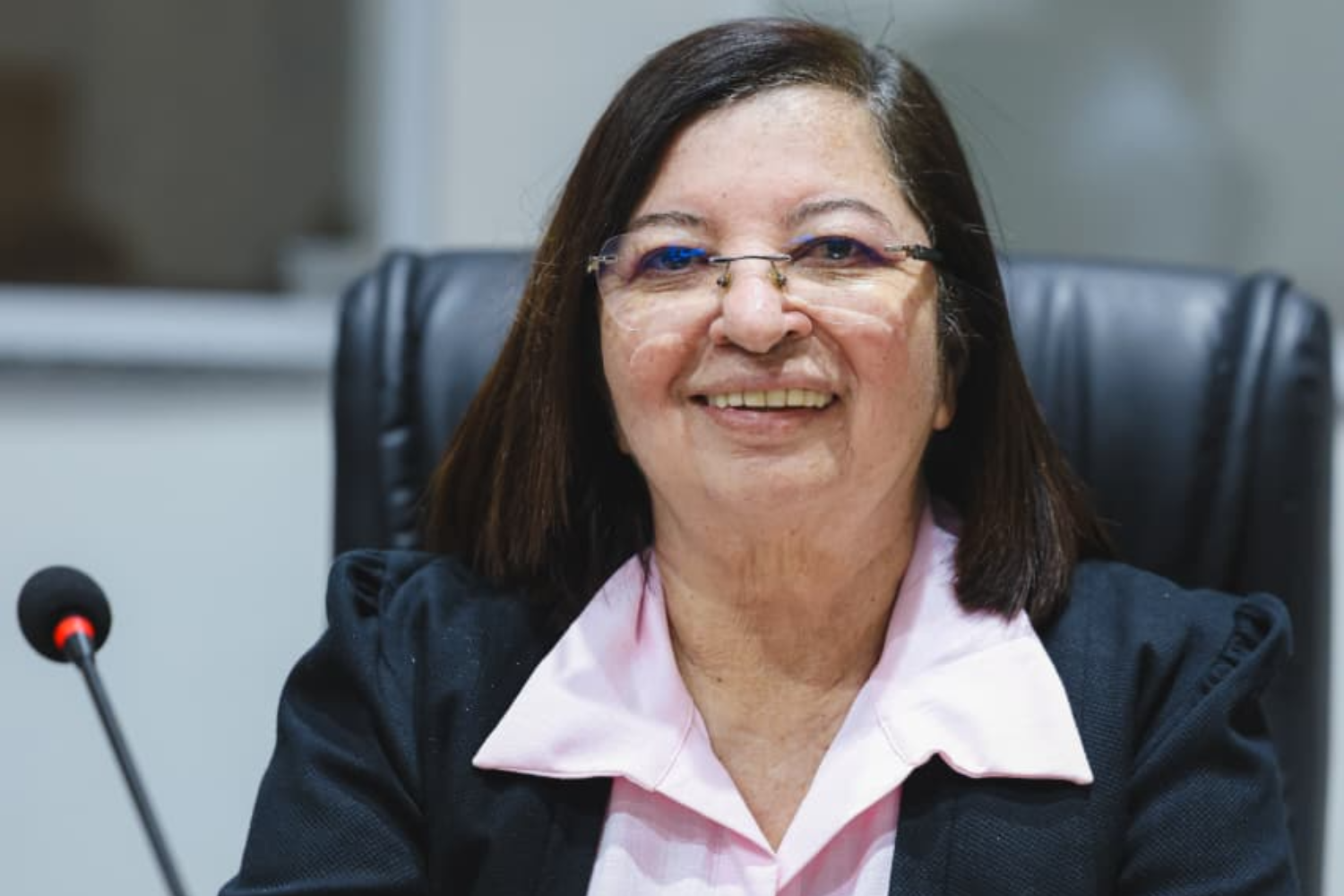 Vereadora Auricélia Bezerra propõe inclusão de disciplina sobre prevenção da gravidez na adolescência na rede municipal