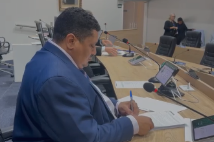 Vereador Badu intensifica ações por melhorias na infraestrutura em seis bairros de Juazeiro do Norte
