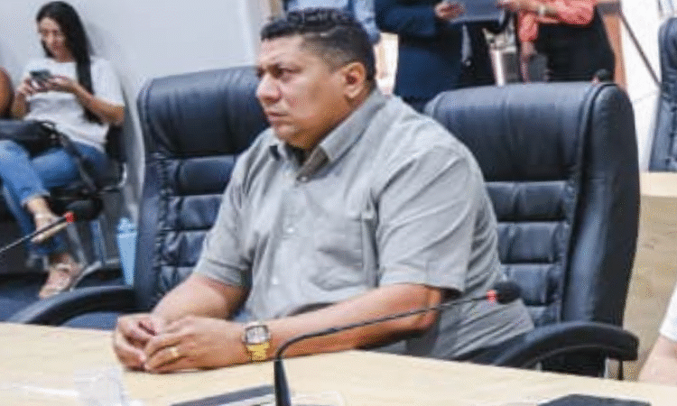 Vereador Badu visita unidades de saúde para acompanhar atendimento à população