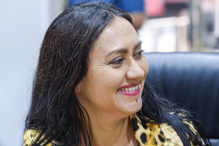 Vereadora Jacqueline Gouveia cobra melhorias na drenagem e recuperação de trechos no bairro Pio XII