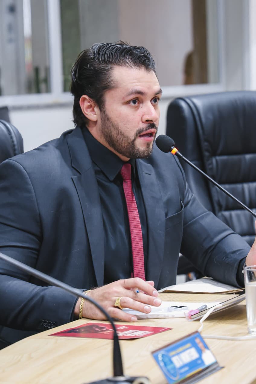 Vereador Dr. Saulo Santana cobra melhorias em esgotamento, drenagem e limpeza urbana em Juazeiro
